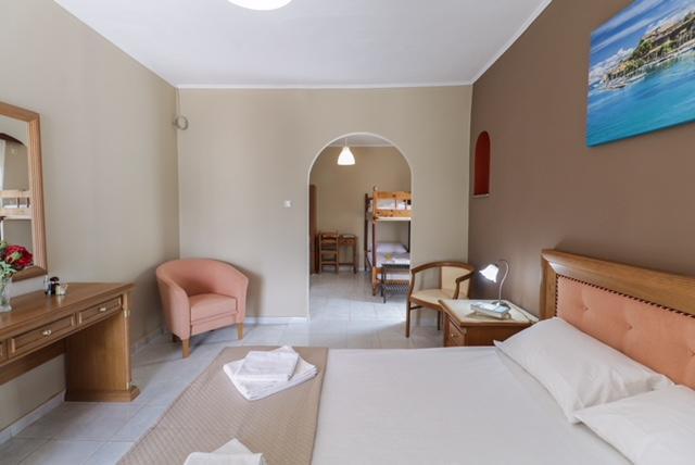 Moka Evia Island Hotel Akhladherí Esterno foto