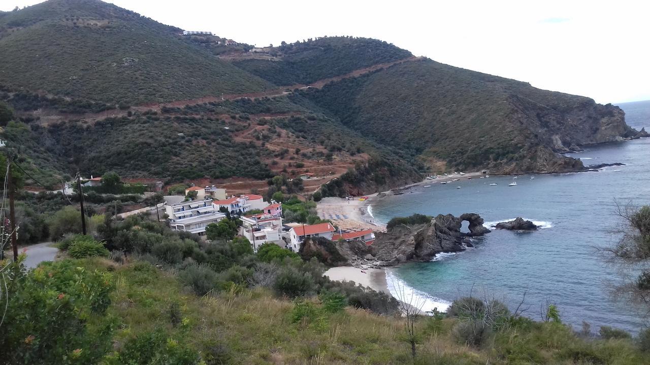 Moka Evia Island Hotel Akhladherí Esterno foto